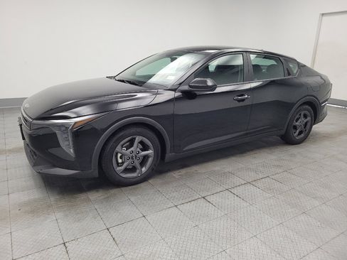 Used 2025 Kia K4 FWD image 2
