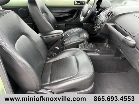 Used 2008 Volkswagen Beetle S image 17