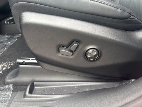 New 2026 Chrysler Pacifica Select FWD image 23