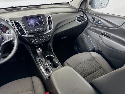 Used 2020 Chevrolet Equinox LT AWD/4WD image 23