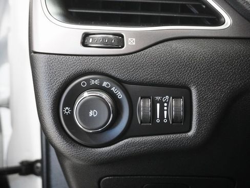 Used 2021 Jeep Cherokee Latitude Lux image 20