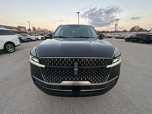 New 2025 Lincoln Navigator Reserve image 28