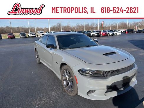Used 2023 Dodge Charger R/T w/ Blacktop Package image 7