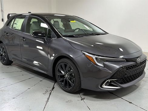 New 2026 Toyota Corolla XSE image 3