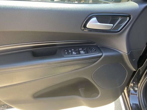 Used 2024 Dodge Durango SXT RWD image 19