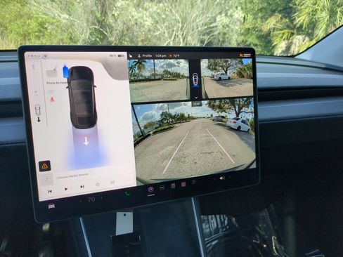 Used 2026 Tesla Model Y Long Range image 27