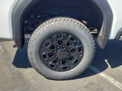 New 2026 GMC Sierra 2500 Denali Ultimate w/ Max Trailering Package AWD/4WD image 5