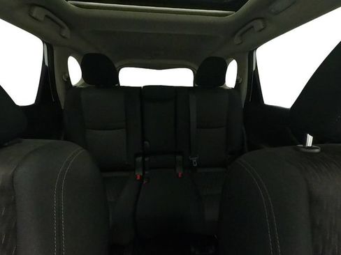Certified 2020 Nissan Rogue SV w/ Sun & Sound Touring Package AWD/4WD image 36