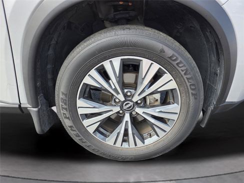 Used 2023 Nissan Rogue SV FWD image 29