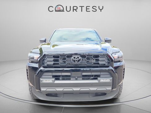 Certified 2025 Toyota 4Runner TRD Off Road image 7