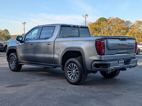 Used 2021 GMC Sierra 1500 AT4 w/ AT4 Premium Package image 7