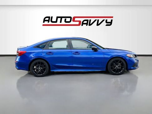 Used 2023 Honda Civic Sport image 8