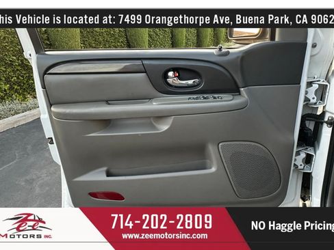 Used 2004 GMC Envoy SLE w/ Preferred Equipment Group RWD image 38