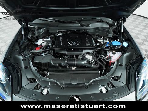 New 2025 Maserati Grecale Modena AWD/4WD image 36