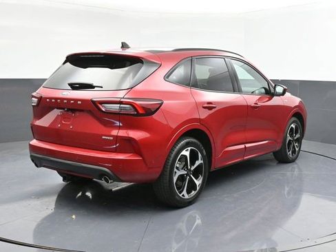 Used 2024 Ford Escape ST-Line Elite w/ Premium Technology Package image 8