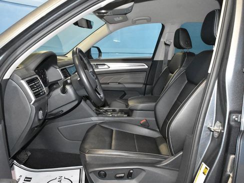 Used 2023 Volkswagen Atlas SE image 7