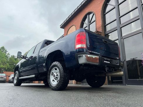 Used 2011 GMC Sierra 2500 SLT AWD/4WD image 7
