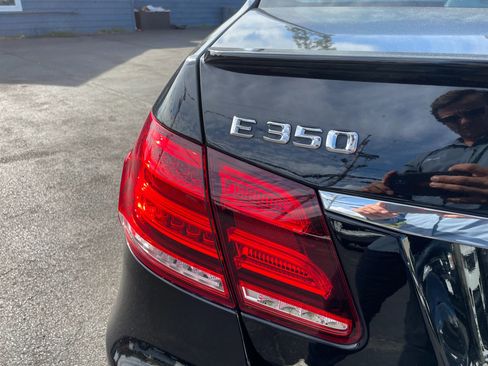Used 2016 Mercedes-Benz E 350 4MATIC Sedan image 33