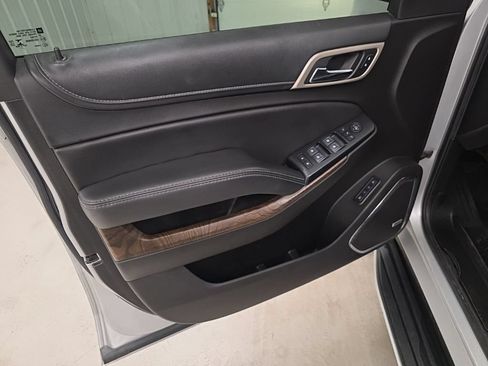 Used 2018 GMC Yukon XL Denali w/ Open Road Package AWD/4WD image 11