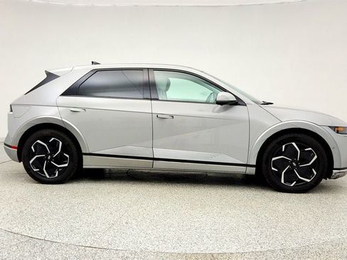 Used 2024 Hyundai Ioniq 5 Limited image 4