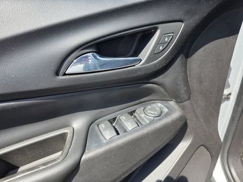 Used 2018 Chevrolet Equinox LT AWD/4WD image 15