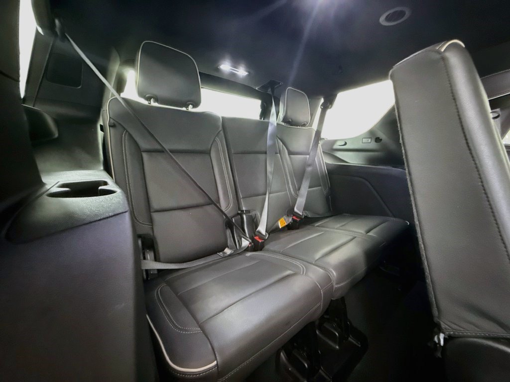 Used 2024 GMC Yukon SLT RWD image 40
