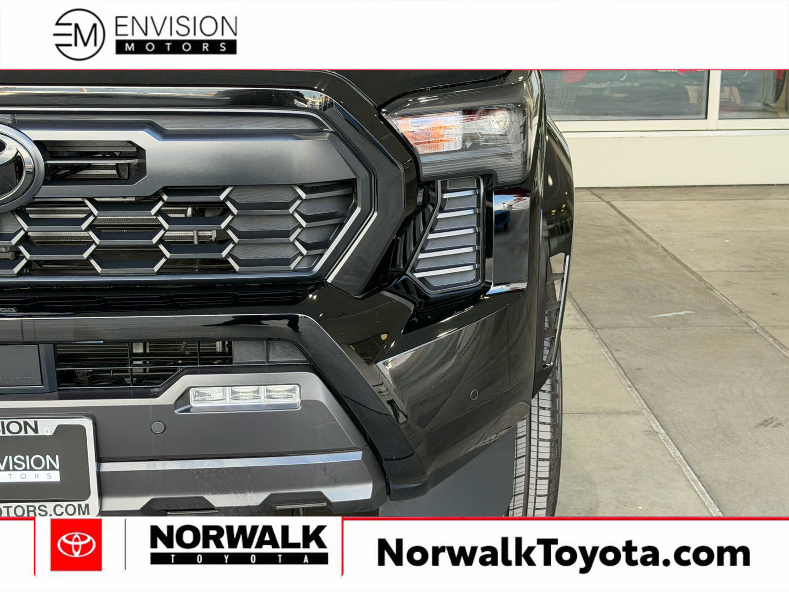 Certified 2026 Toyota Tacoma TRD Sport w/ TRD Sport Premium Package AWD/4WD image 5