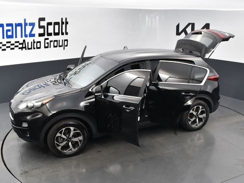 Used 2020 Kia Sportage LX image 30