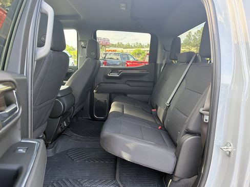 Used 2024 Chevrolet Silverado 1500 RST w/ Z71 Off-Road Package AWD/4WD image 28