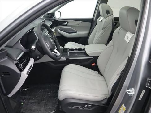 Used 2026 Acura MDX w/ Technology Package image 21