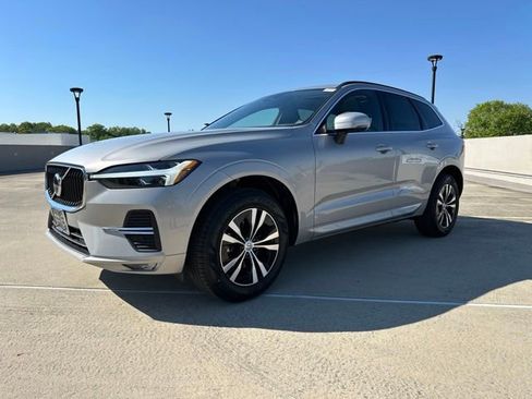 Certified 2023 Volvo XC60 B5 Core AWD/4WD image 4