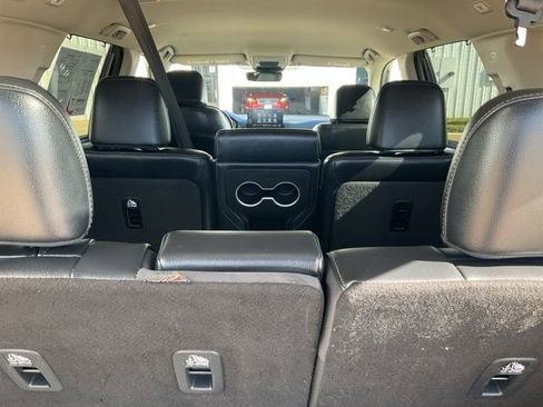 Used 2024 Honda Pilot EX-L image 32