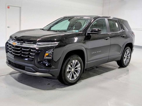 Certified 2026 Chevrolet Equinox LT image 1