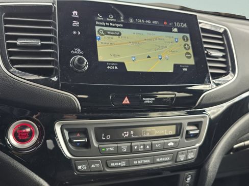 Used 2024 Honda Passport Black Edition image 5
