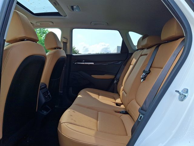 Used 2024 Kia Seltos EX AWD/4WD image 11