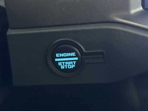 New 2025 Ford Bronco Big Bend w/ Black Diamond Package image 22