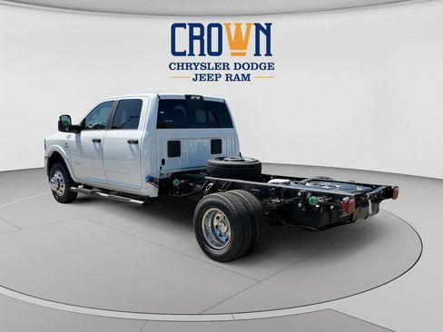 New 2026 RAM 3500 Tradesman AWD/4WD image 5