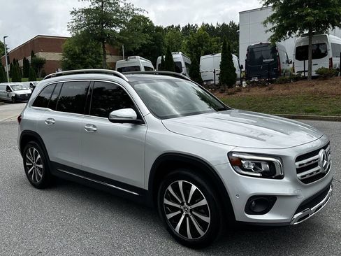 Certified 2022 Mercedes-Benz GLB 250 image 2