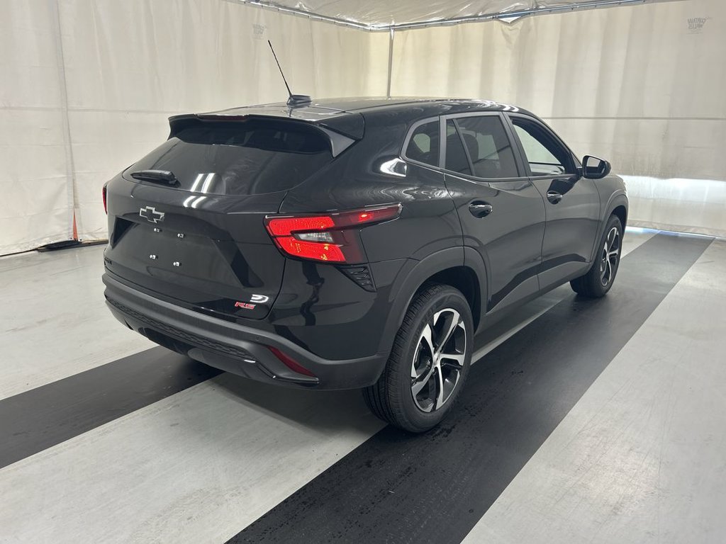 New 2026 Chevrolet Trax RS w/ Sunroof Package FWD image 2