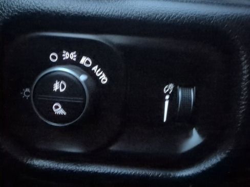 Used 2020 RAM 1500 Big Horn image 33