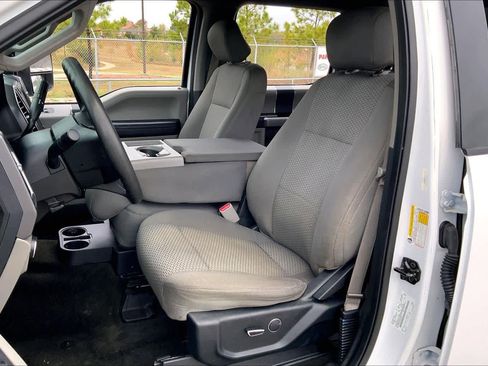 Used 2017 Ford F350 XLT w/ XLT Value Package image 7