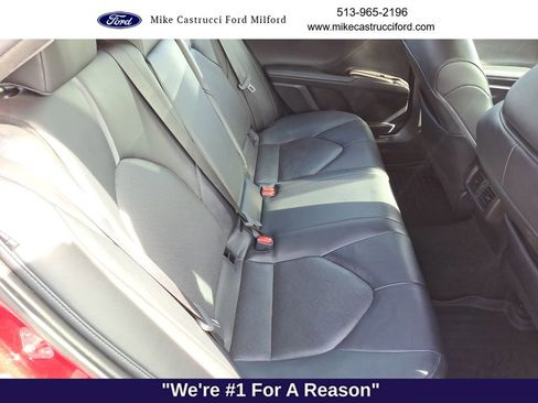 Used 2022 Toyota Camry XLE image 26