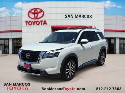 Used 2023 Nissan Pathfinder Platinum
