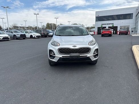 Used 2020 Kia Sportage EX image 2