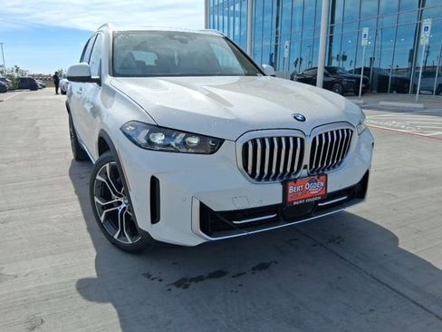 New 2026 BMW X5 xDrive40i w/ Climate Comfort Package AWD/4WD image 1