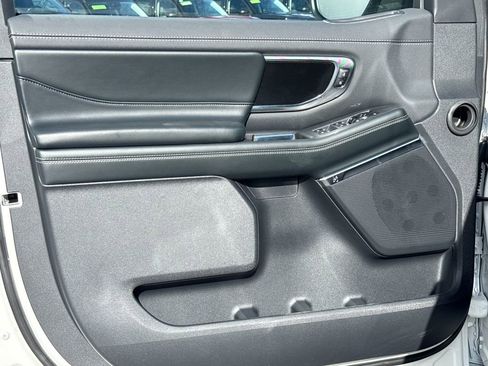 New 2026 Ford Expedition Platinum image 20