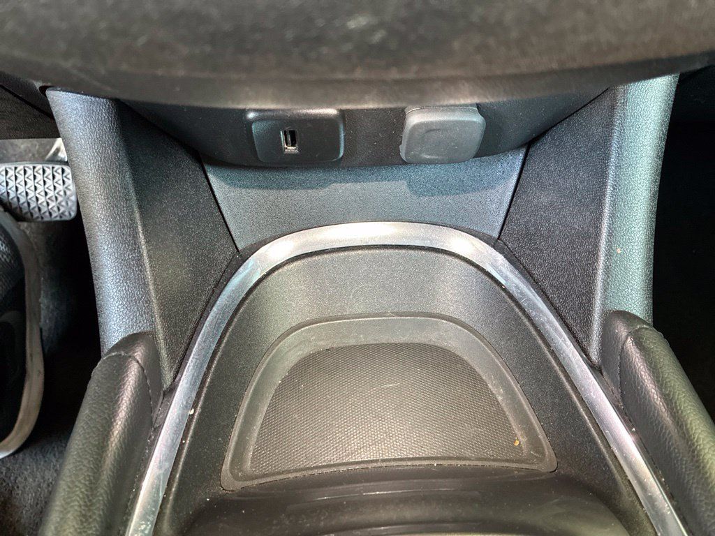 Used 2018 Chevrolet Malibu LT FWD image 30