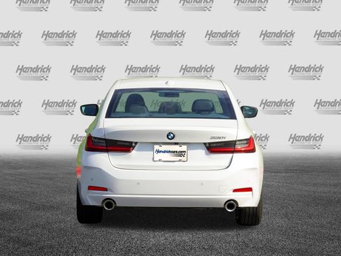 Used 2025 BMW 330i Sedan RWD image 7