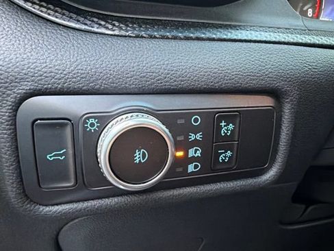 Used 2023 Ford Explorer ST-Line AWD/4WD image 24