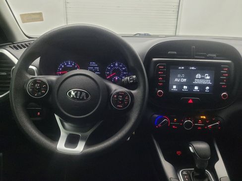 Used 2020 Kia Soul LX FWD image 22